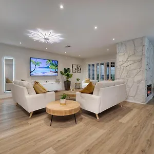 Single Story Minutes From Summerlin With Rv Parking & Dog Friendly Las Vegas